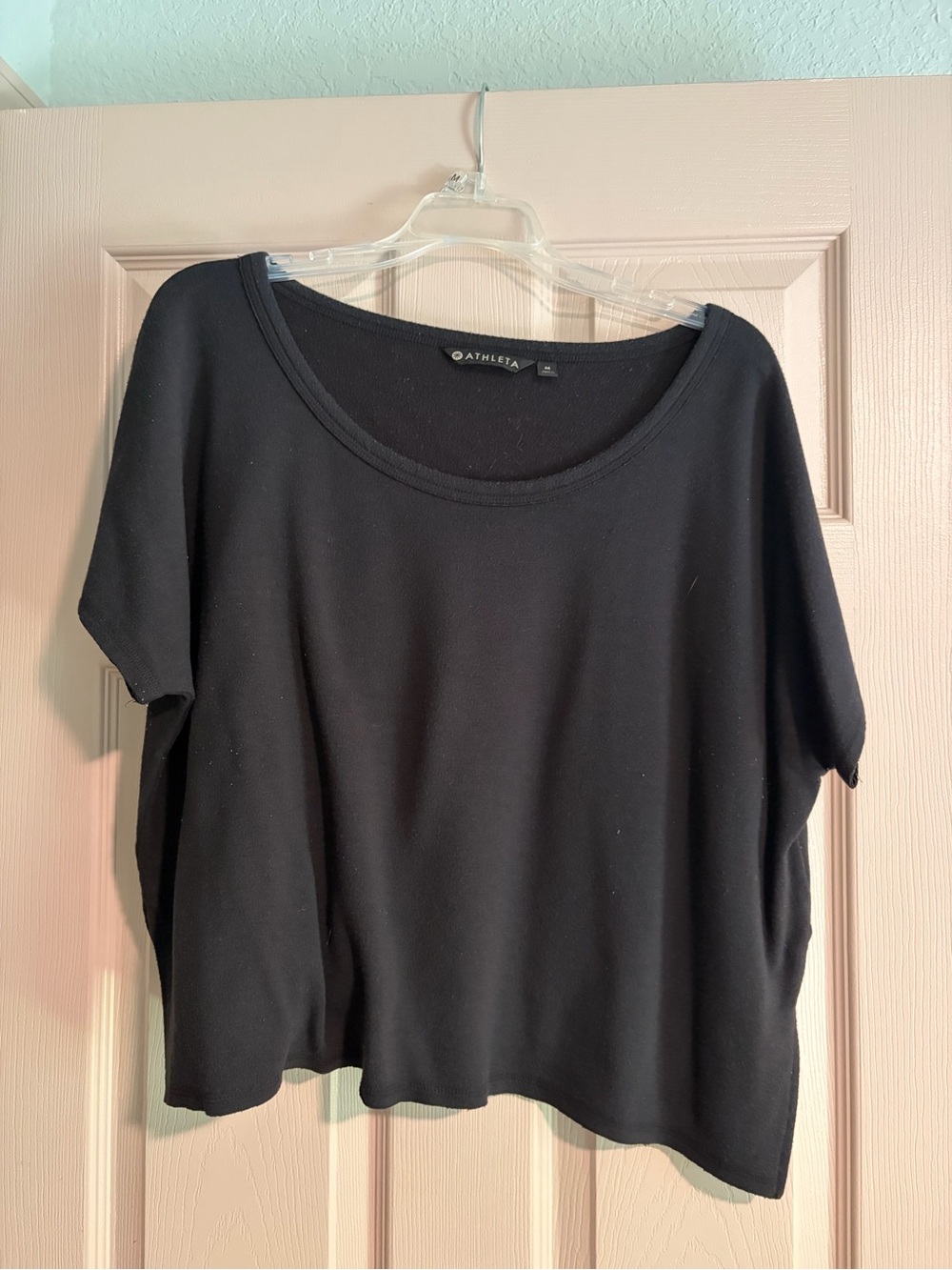 Athleta Black Scoop Neck Short Sleeve Women's Tee